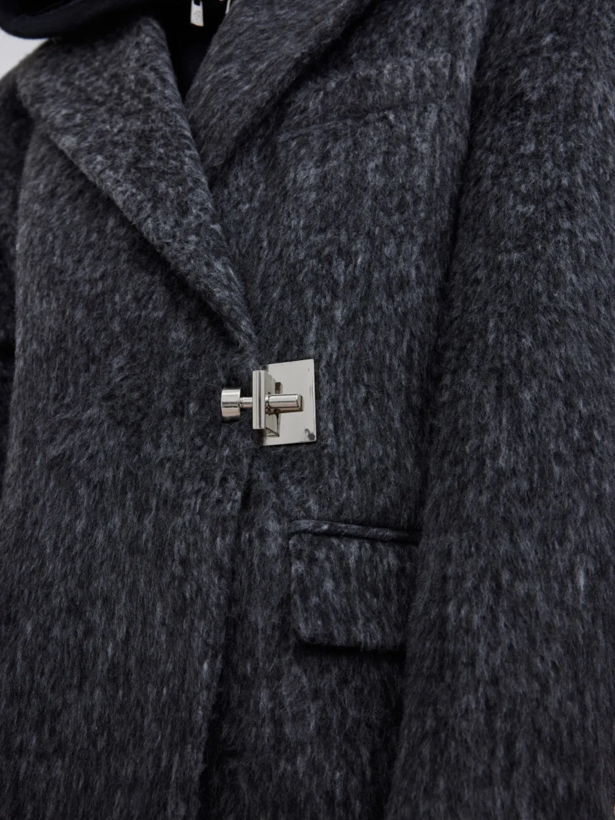 【23s October.】Oversized Shoulder-padded Wool Coat