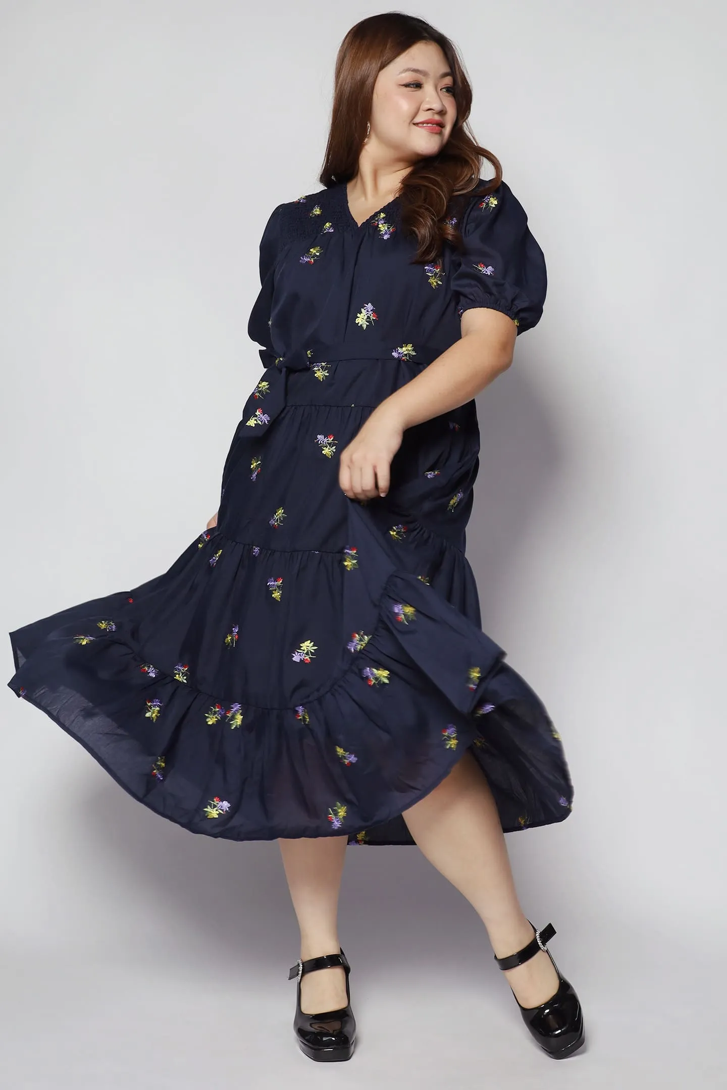 Backorders Sydney Dress in Holly Embroidery