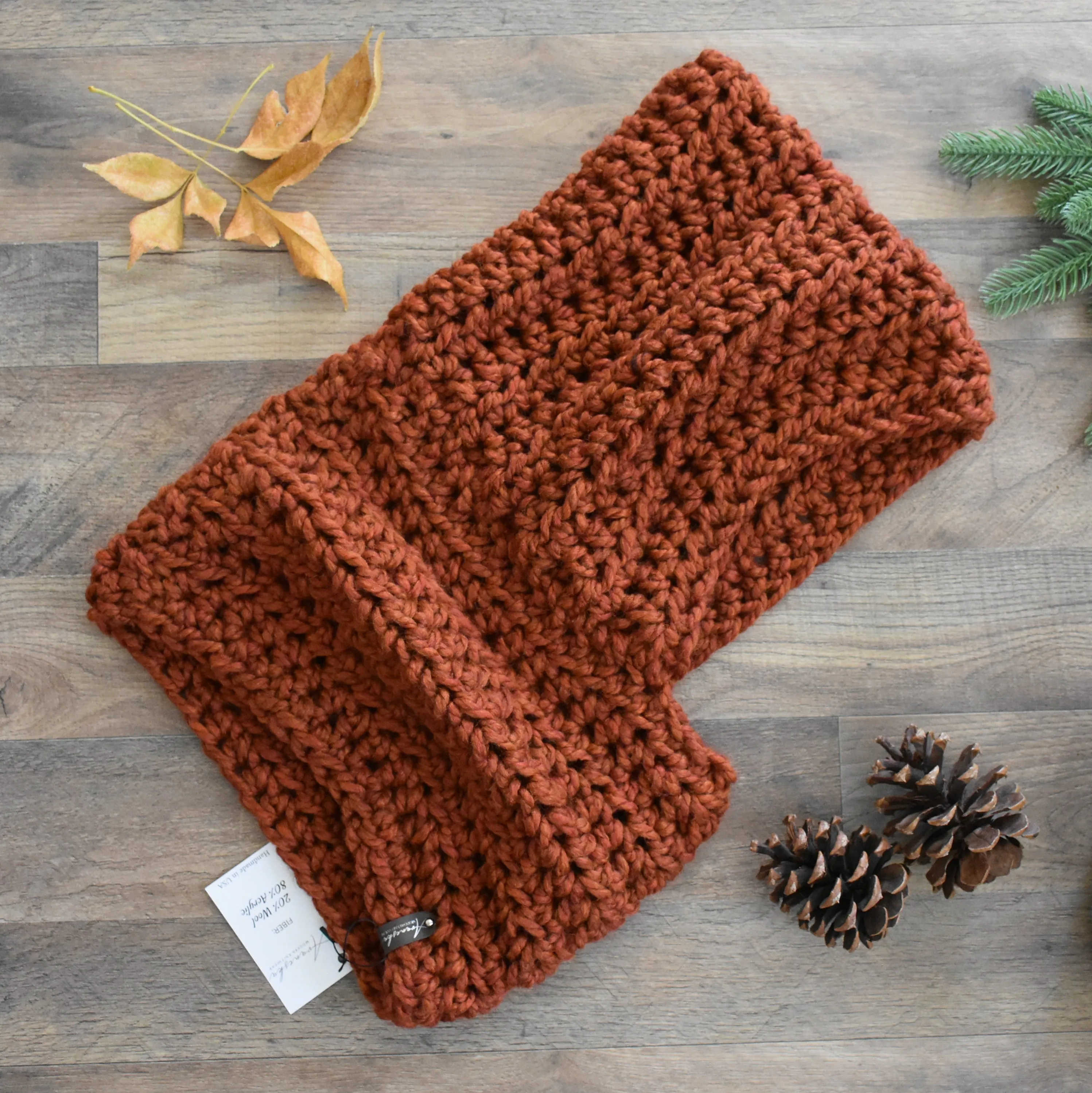 Chunky Hood Scarf | THE WELS