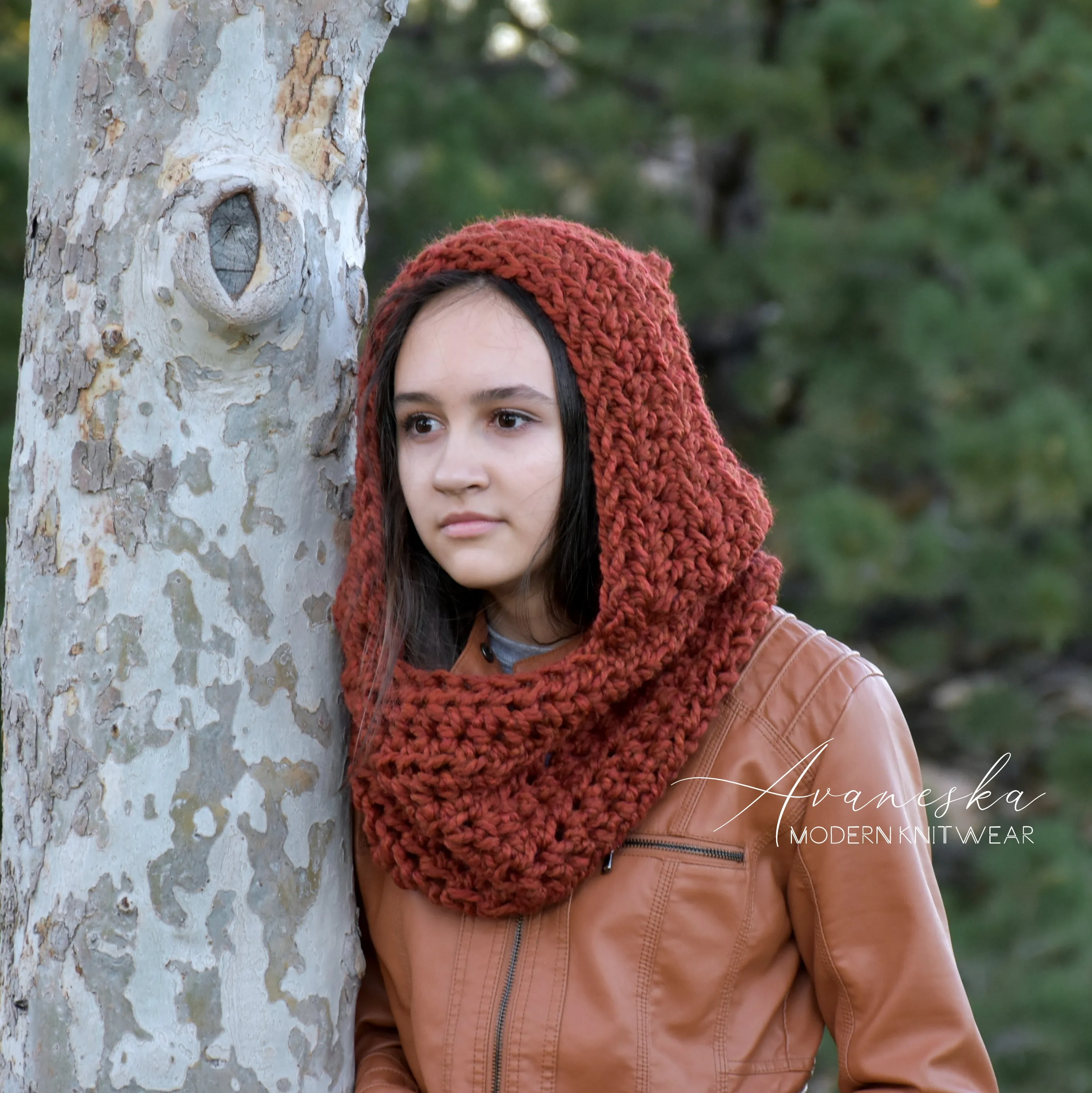 Chunky Hood Scarf | THE WELS