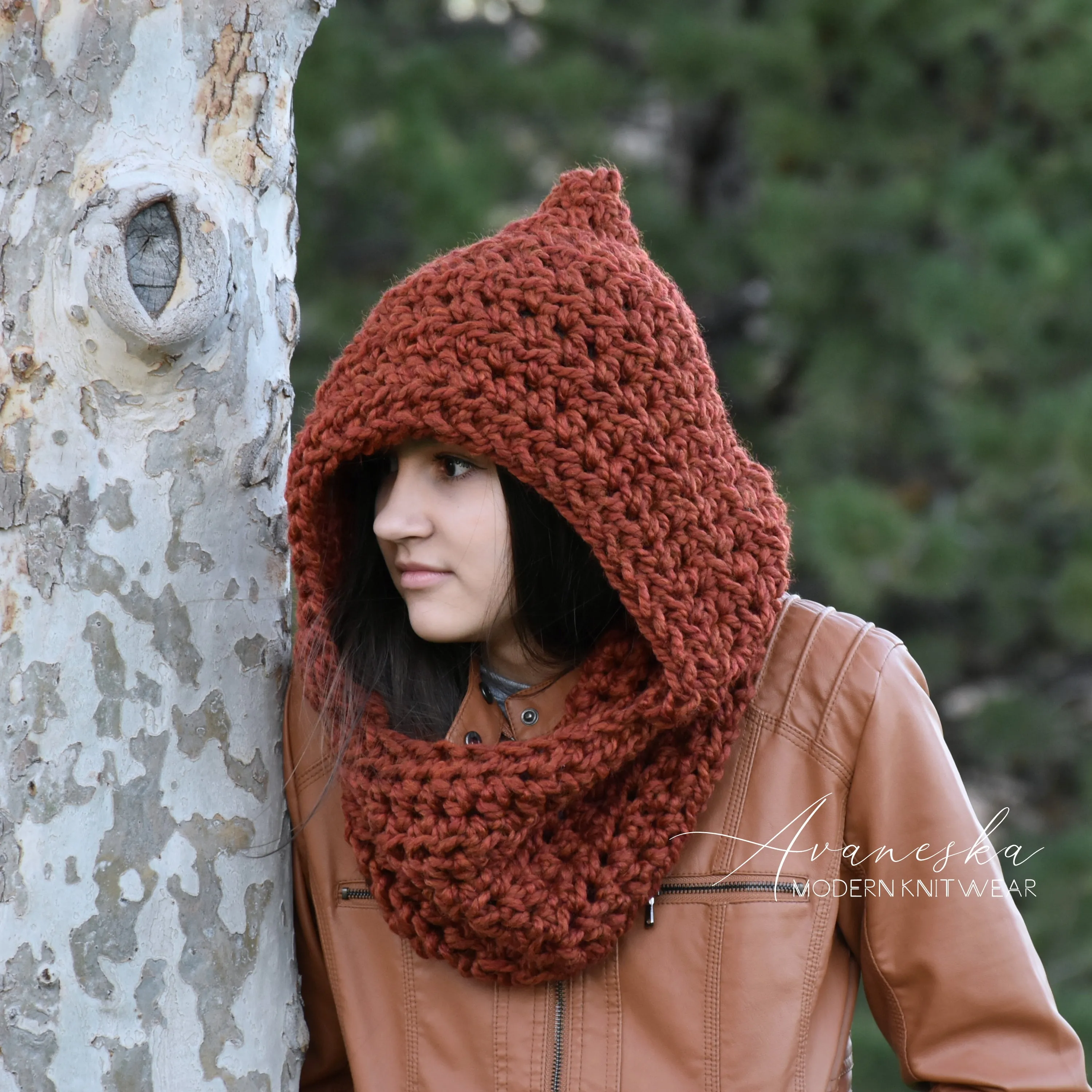 Chunky Hood Scarf | THE WELS