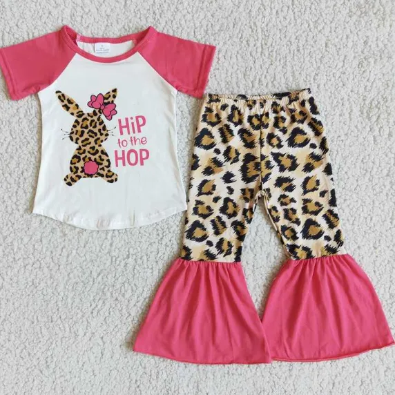 D7-17 Easter Bunny Short Sleeve Top Leopard Print Flared Pants set