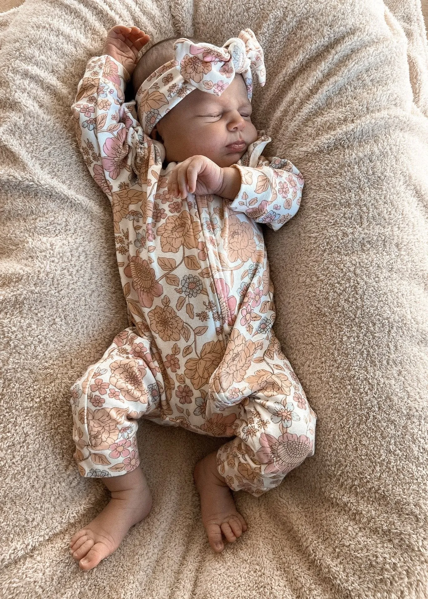 Floral Baby Jumpsuit   Bow