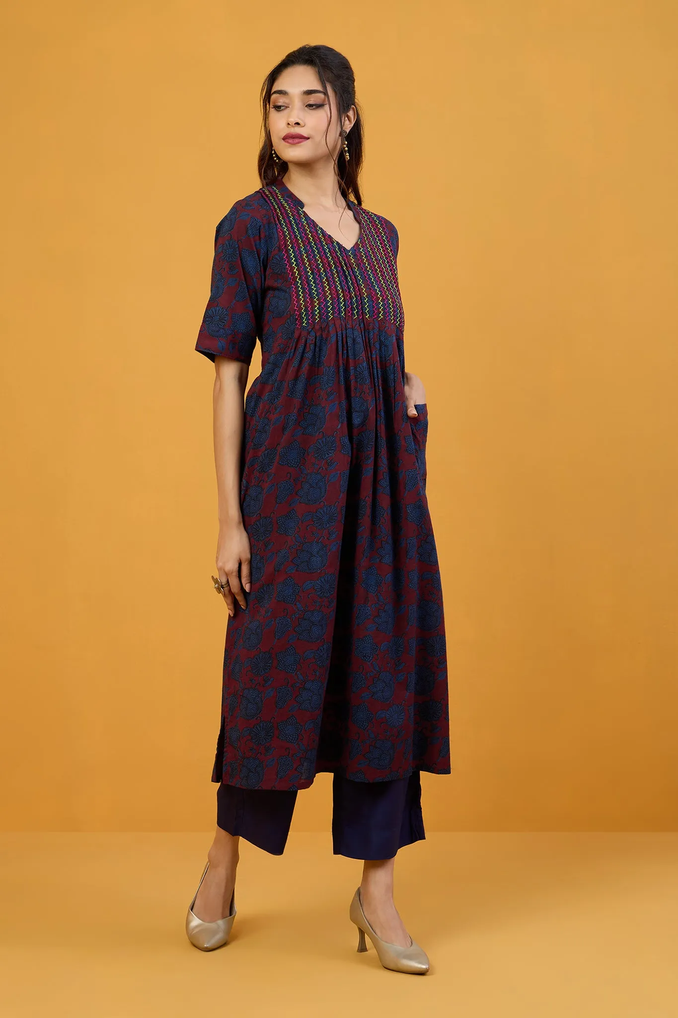 Indigo Roses Stand Collar Pintuck Kurta