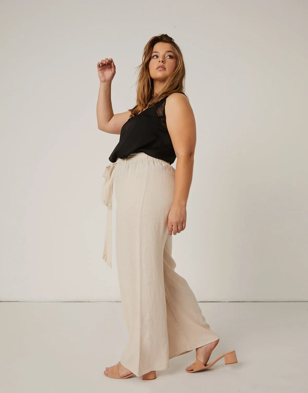 Plus Size Belted Linen Pants