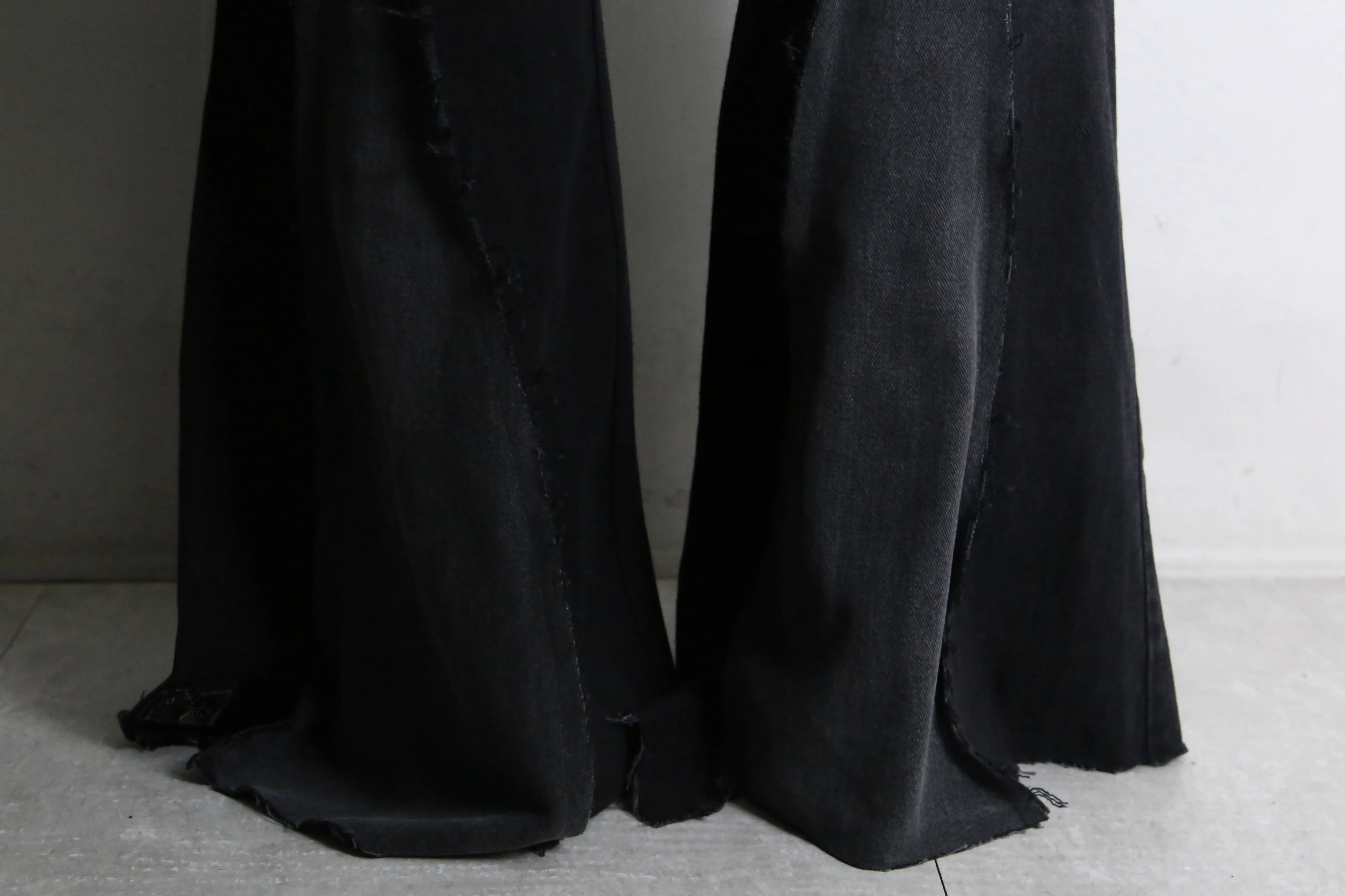 "Re:make"super flare black denim