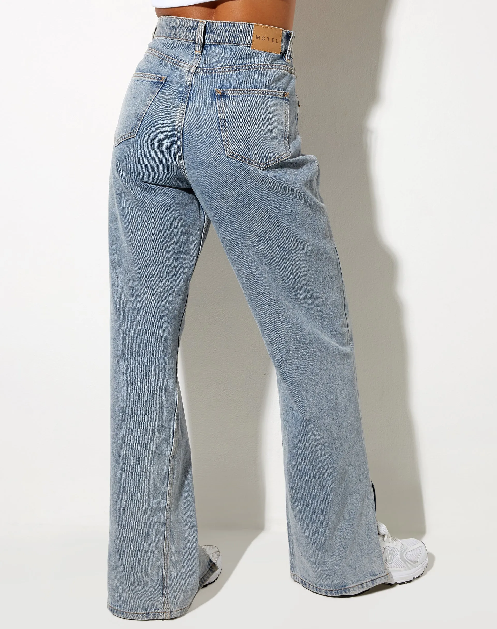 Split Parallel Jeans in Light Blue Wash