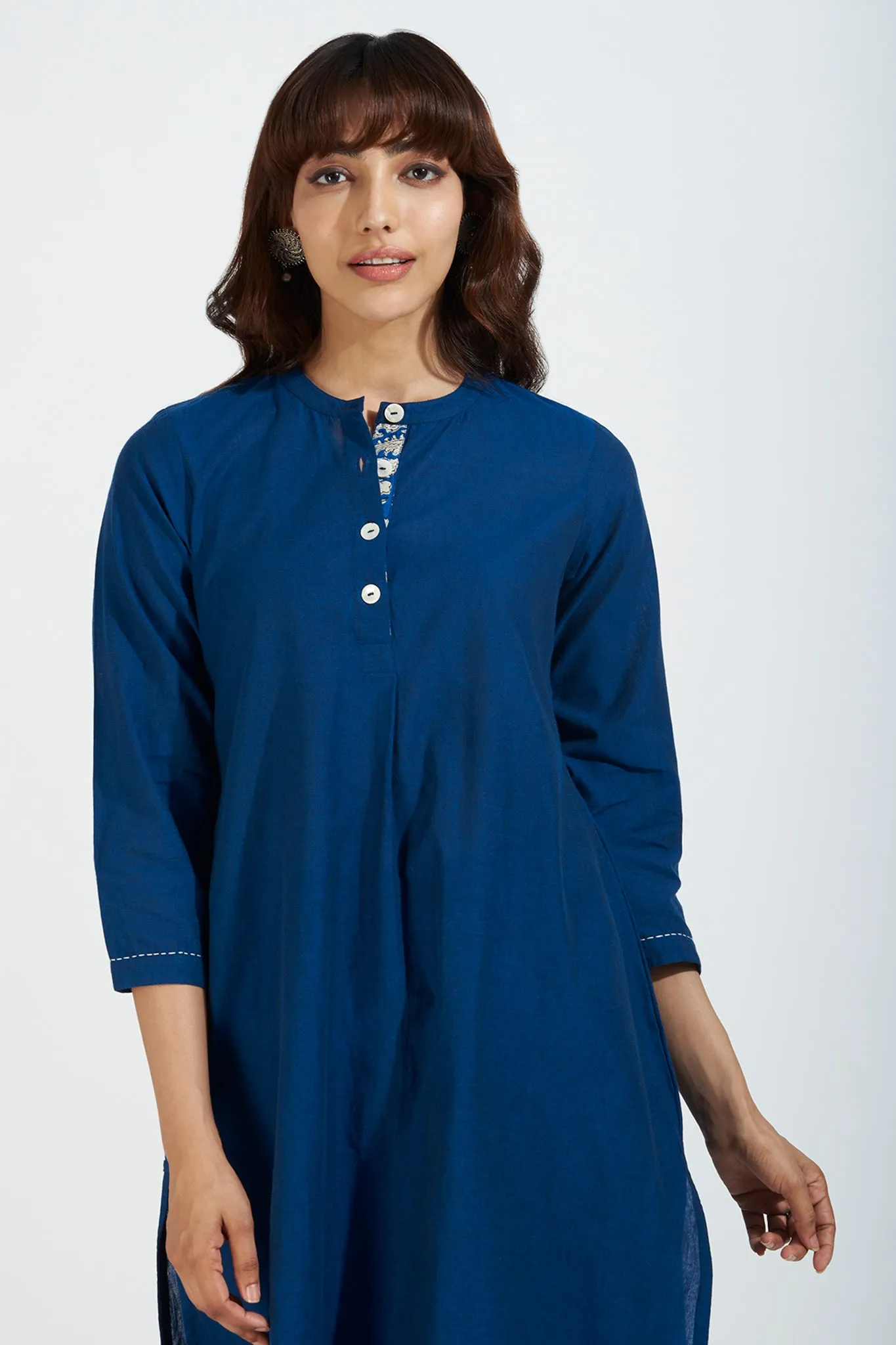 stand collar kurta with round hem - nautical nightfall & indigo hue