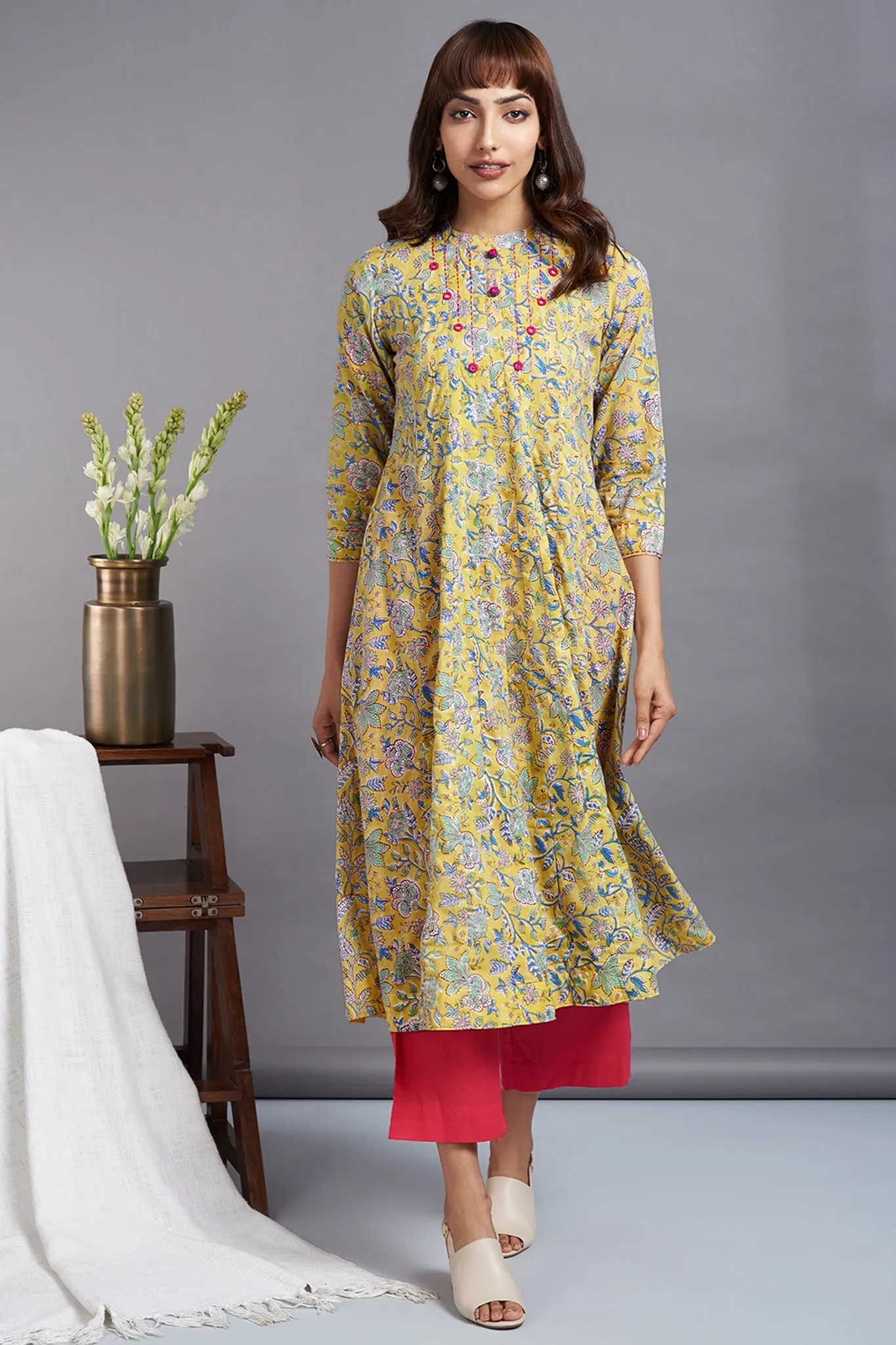 sunshine meadow - stand collar pintuck yoke handblock printed anarkali