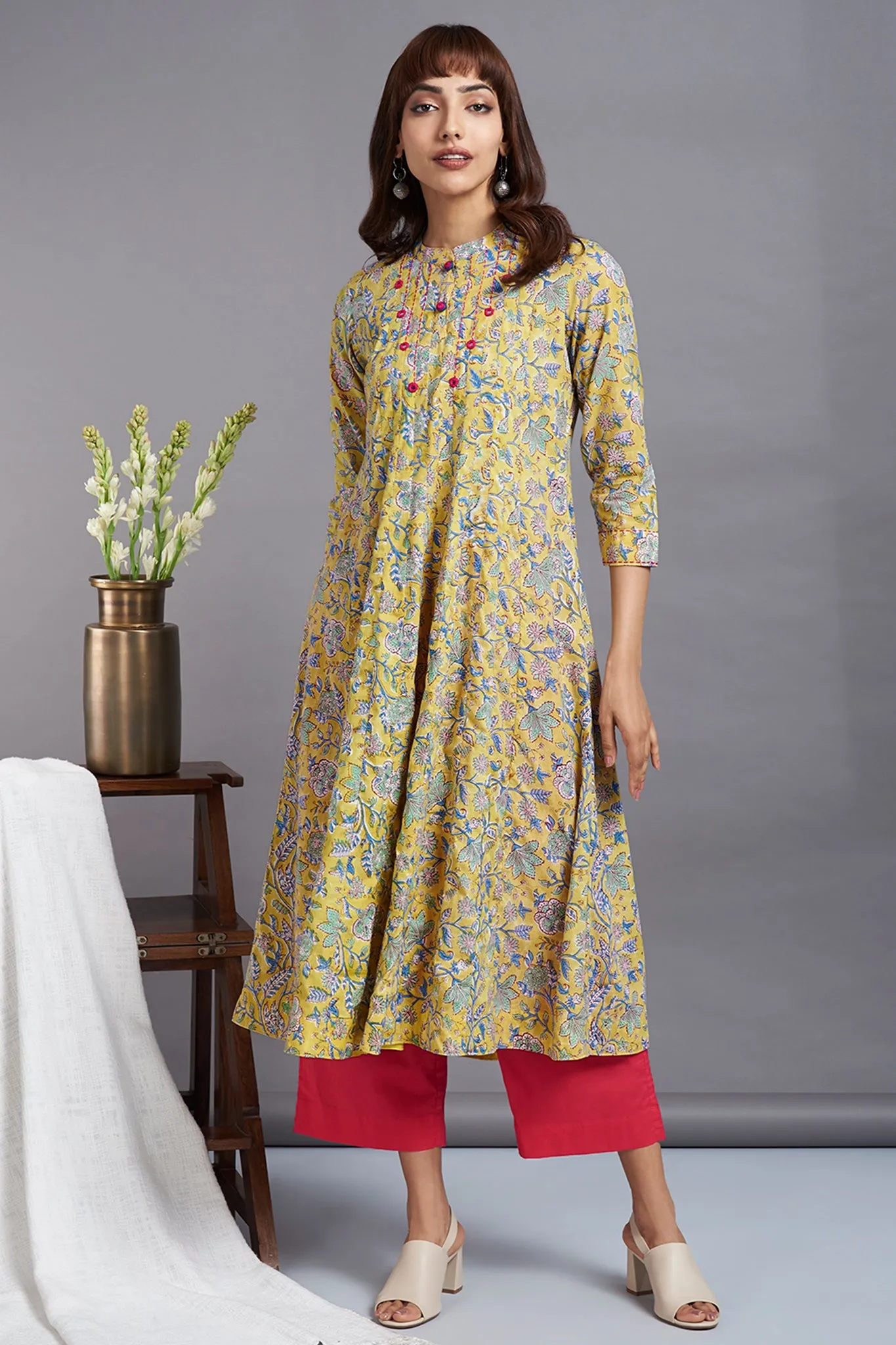 sunshine meadow - stand collar pintuck yoke handblock printed anarkali