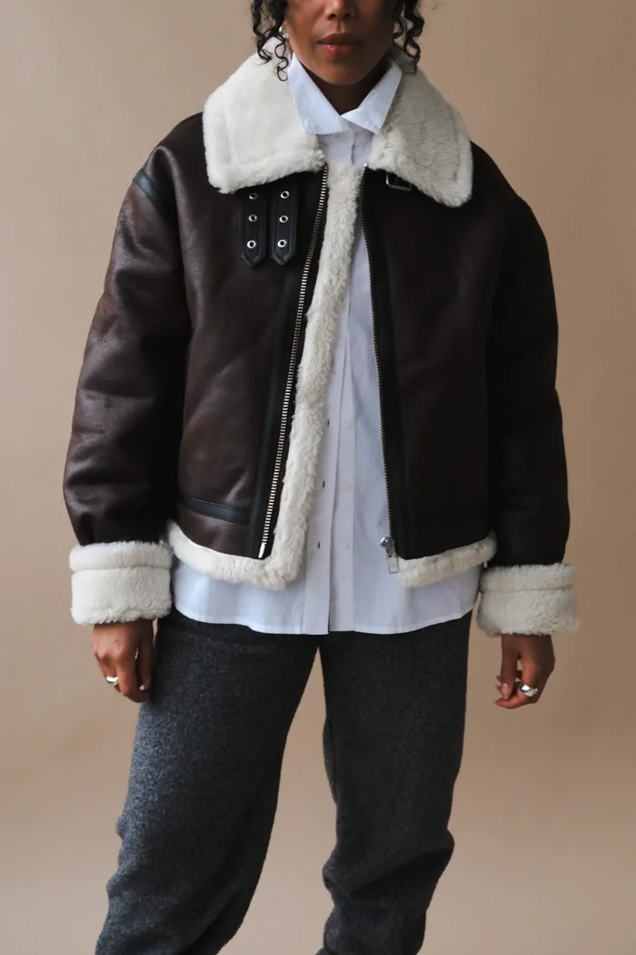 UNISEX LOOSE FIT LINE SHEARLING JACKET